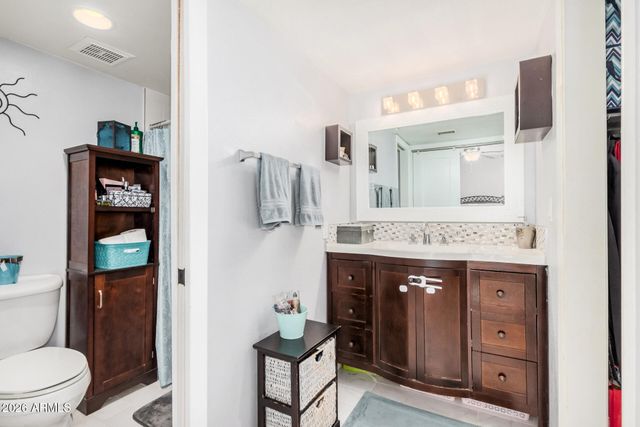 815 E GROVERS Avenue 25, Phoenix, AZ 85022