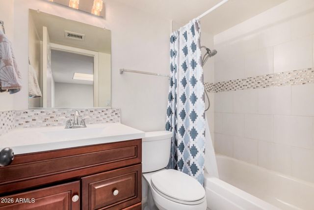 815 E GROVERS Avenue 25, Phoenix, AZ 85022