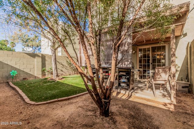 815 E GROVERS Avenue 25, Phoenix, AZ 85022