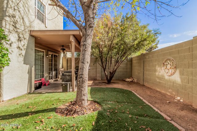 815 E GROVERS Avenue 25, Phoenix, AZ 85022