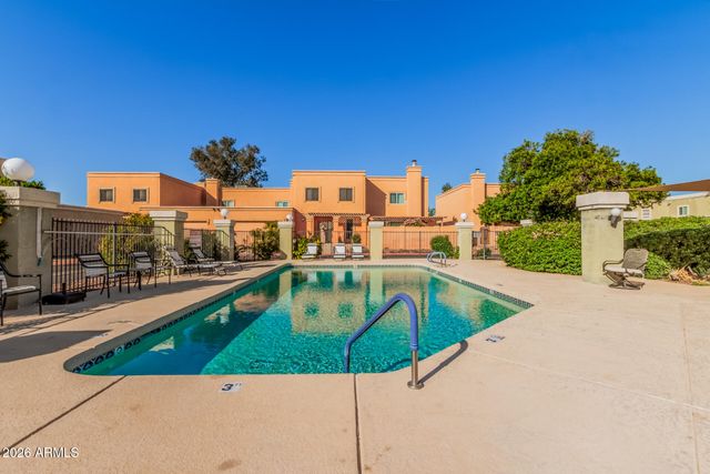 815 E GROVERS Avenue 25, Phoenix, AZ 85022