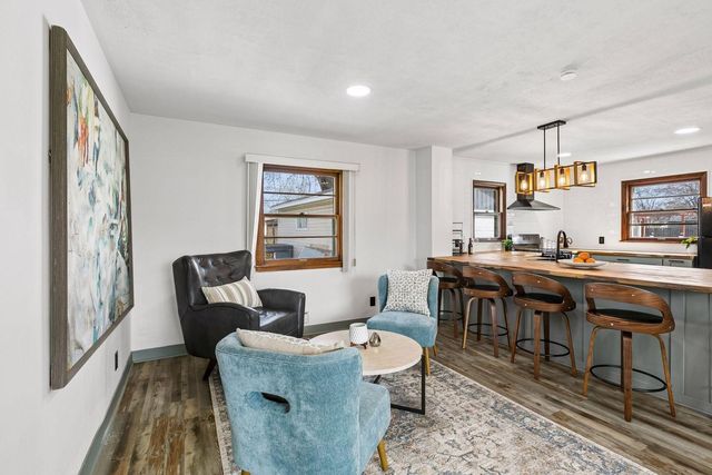 8427 Elliot Avenue S, Bloomington, MN 55420