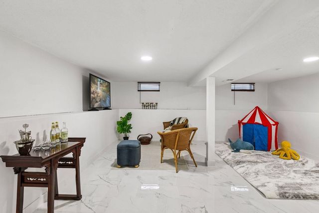 8427 Elliot Avenue S, Bloomington, MN 55420