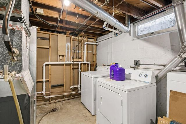 8427 Elliot Avenue S, Bloomington, MN 55420