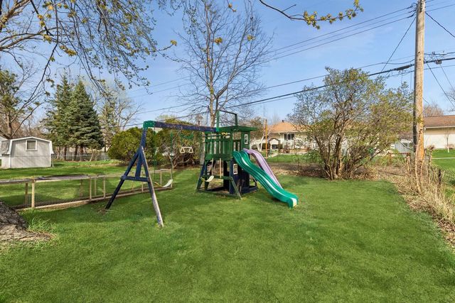 8427 Elliot Avenue S, Bloomington, MN 55420