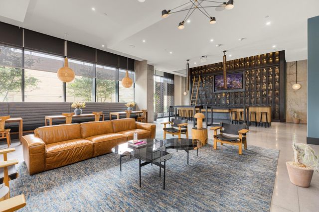 84 N East Ave 3708, Austin, TX 78701