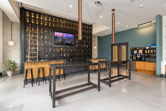 84 N East Ave 3708, Austin, TX 78701