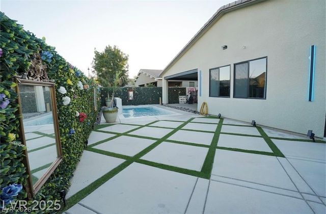 9239 Beltana Court, Las Vegas, NV 89148