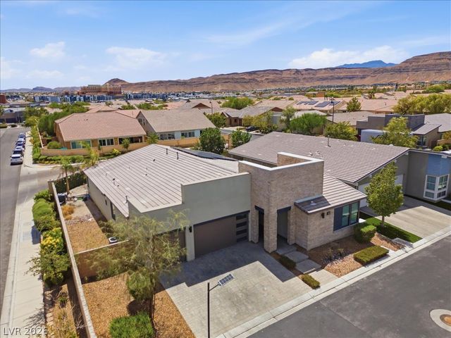 9239 Beltana Court, Las Vegas, NV 89148