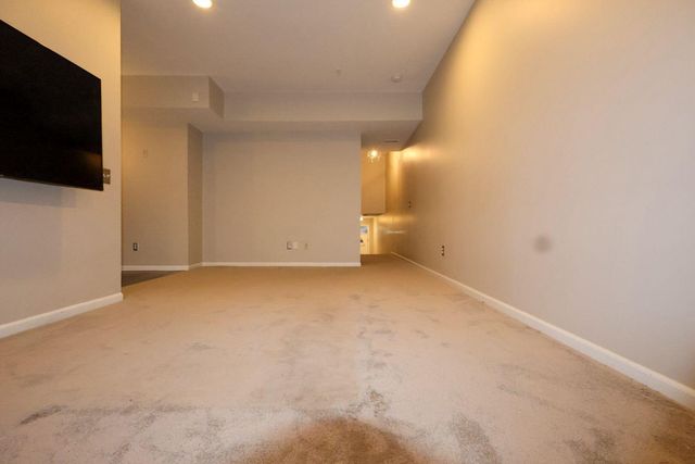 39194 Brookfield Drive, Westland, MI 48185