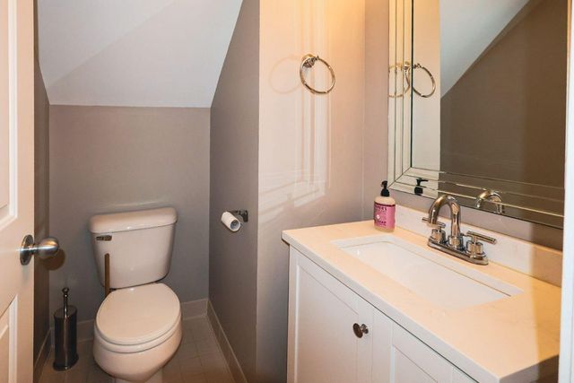 39194 Brookfield Drive, Westland, MI 48185