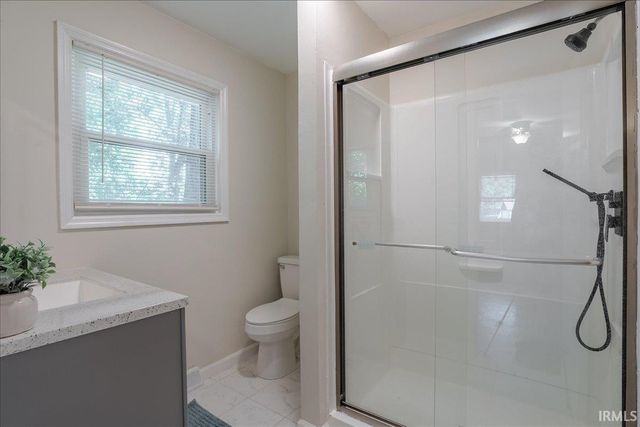 624 Forest Park Drive, Newburgh, IN 47630