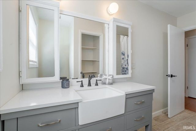 624 Forest Park Drive, Newburgh, IN 47630