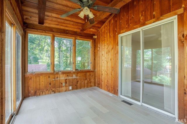 624 Forest Park Drive, Newburgh, IN 47630