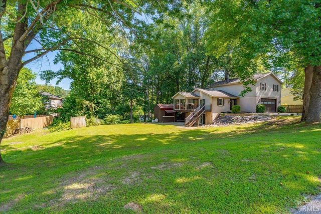 624 Forest Park Drive, Newburgh, IN 47630