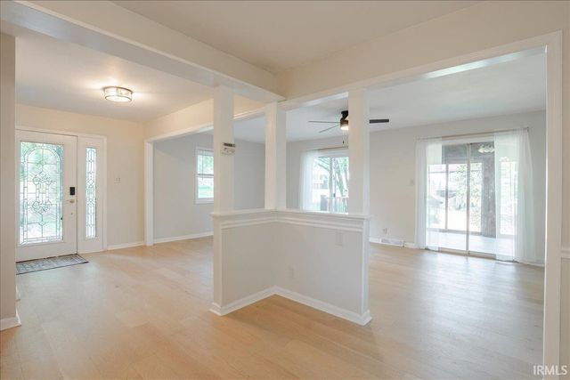 624 Forest Park Drive, Newburgh, IN 47630