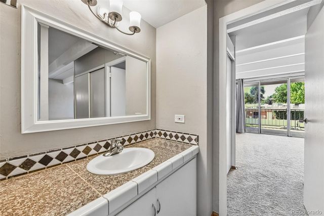 4801 E 9th Avenue 204S, Denver, CO 80220