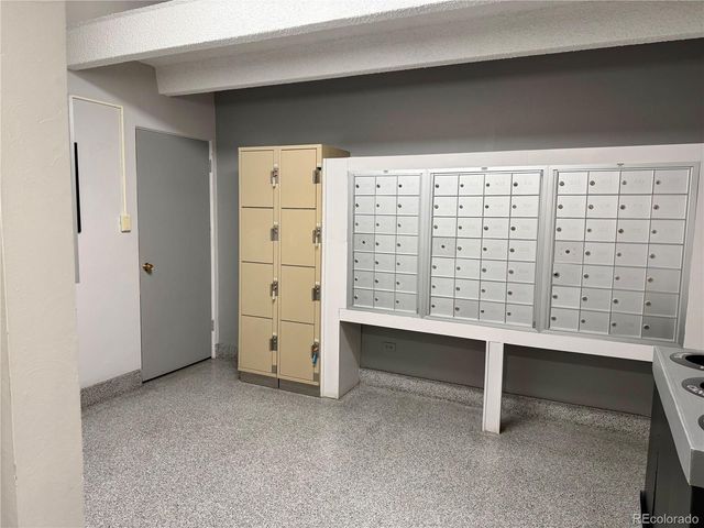 4801 E 9th Avenue 204S, Denver, CO 80220