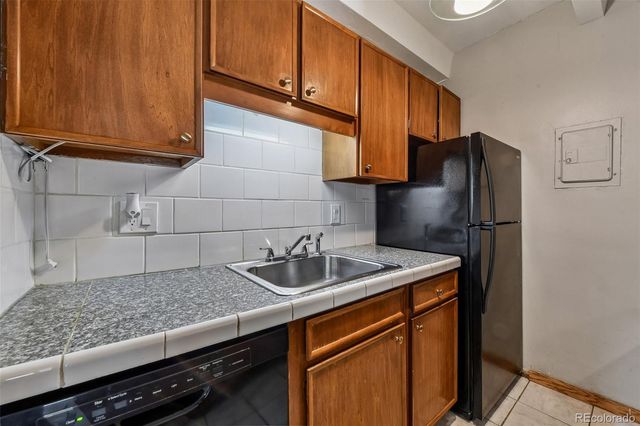 4801 E 9th Avenue 204S, Denver, CO 80220