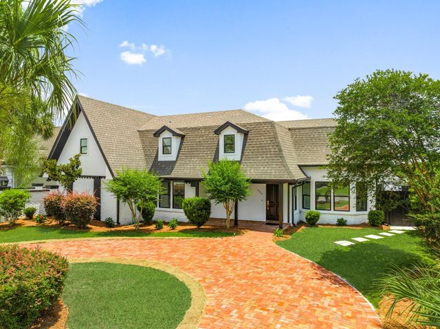 405 Wahoo Road, Panama City Beach, FL 32408