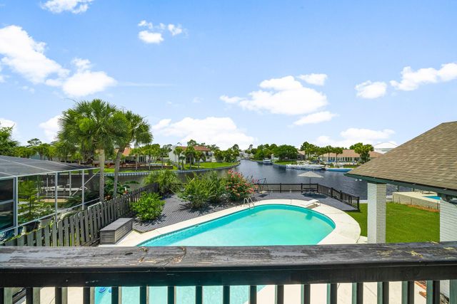 405 Wahoo Road, Panama City Beach, FL 32408