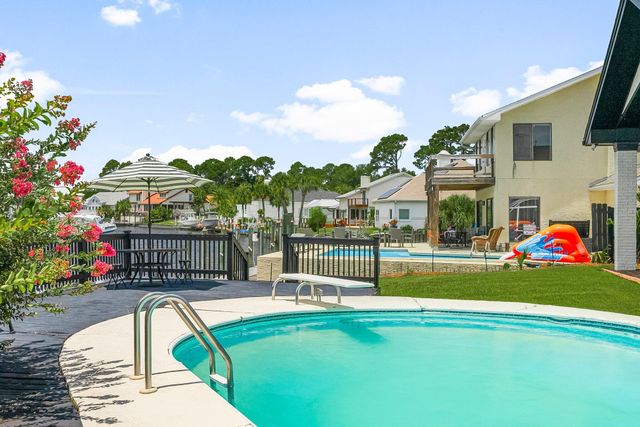 405 Wahoo Road, Panama City Beach, FL 32408