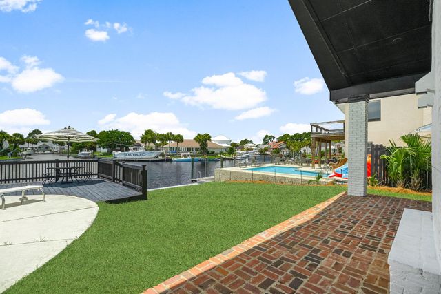 405 Wahoo Road, Panama City Beach, FL 32408