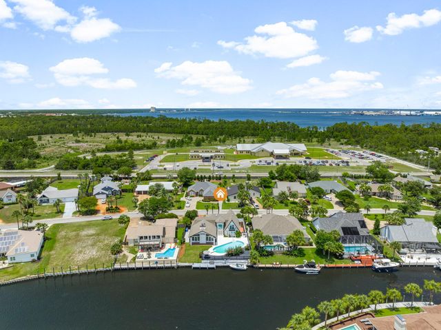 405 Wahoo Road, Panama City Beach, FL 32408