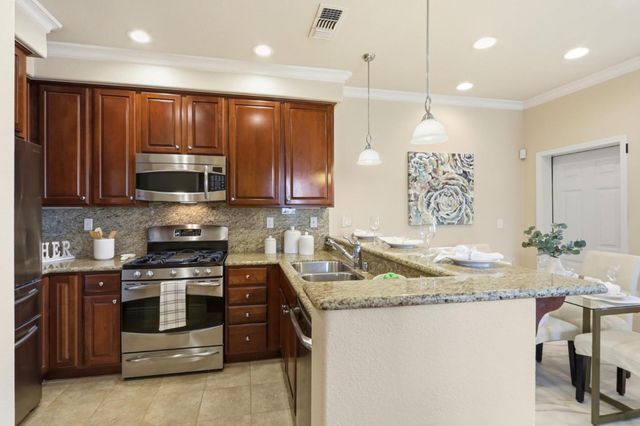 1121 Sierra Madres Terrace, San Jose, CA 95126
