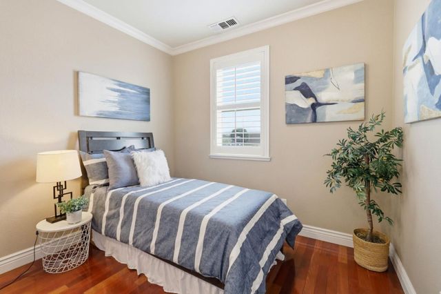 1121 Sierra Madres Terrace, San Jose, CA 95126