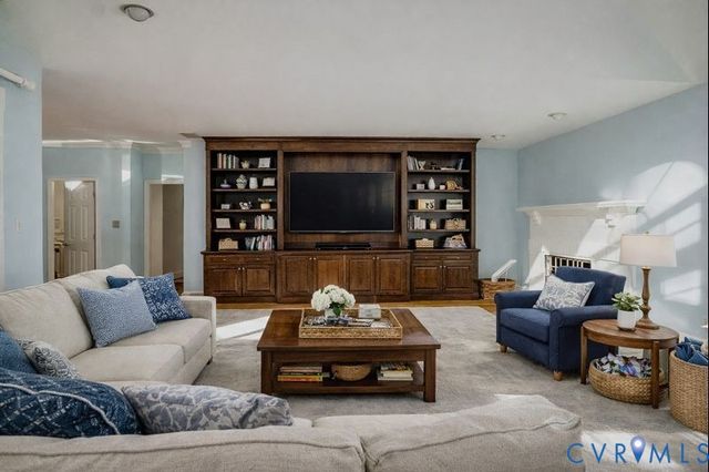 403 Hogans Ct, Chester, VA 23836