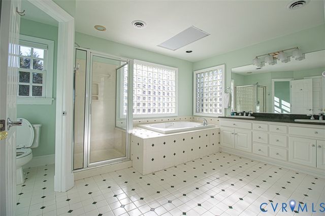 403 Hogans Ct, Chester, VA 23836