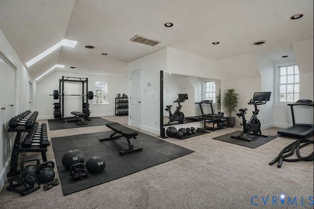 403 Hogans Ct, Chester, VA 23836