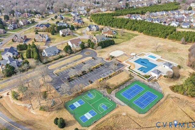 403 Hogans Ct, Chester, VA 23836