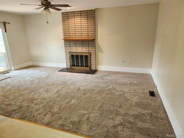 14197 Woodside Street, Livonia, MI 48154