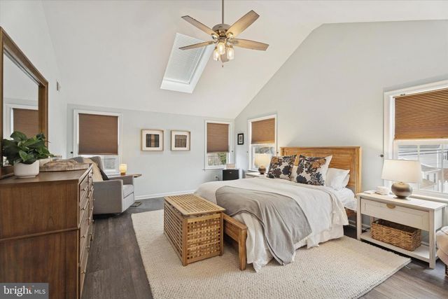 114 EARLINGTON RD, Havertown, PA 19083