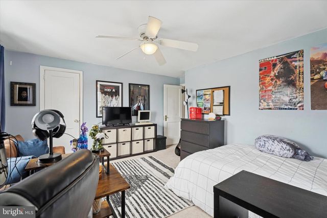 114 EARLINGTON RD, Havertown, PA 19083