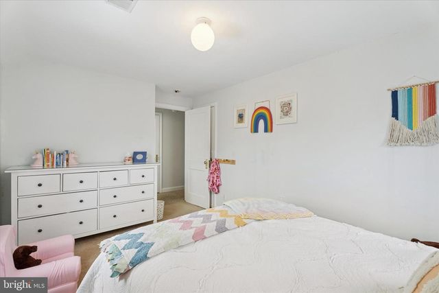 114 EARLINGTON RD, Havertown, PA 19083