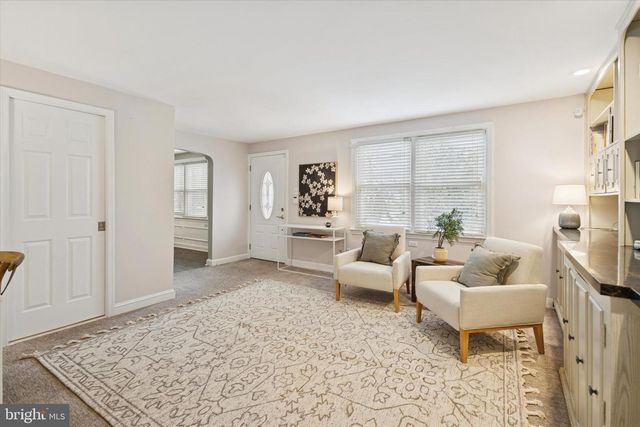 114 EARLINGTON RD, Havertown, PA 19083