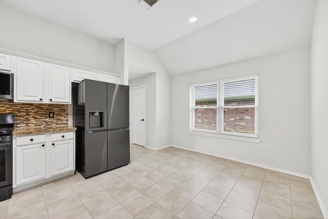 19502 Gladewater Drive, Tomball, TX 77375