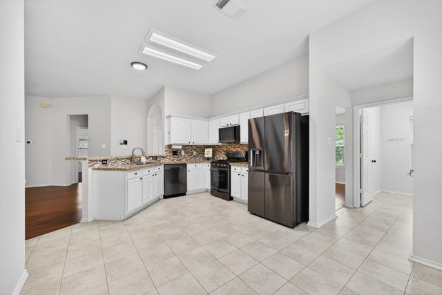 19502 Gladewater Drive, Tomball, TX 77375