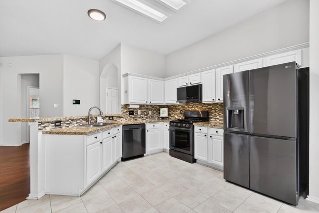 19502 Gladewater Drive, Tomball, TX 77375