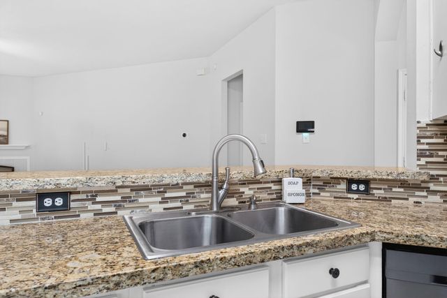 19502 Gladewater Drive, Tomball, TX 77375