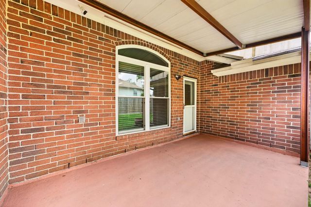 19502 Gladewater Drive, Tomball, TX 77375