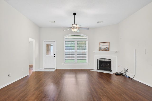 19502 Gladewater Drive, Tomball, TX 77375