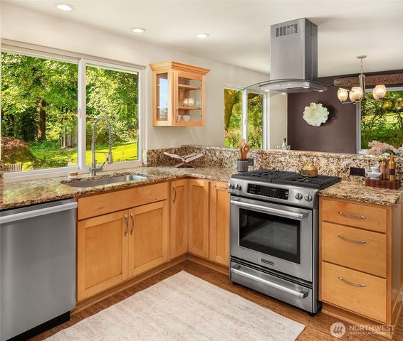 10801 SW 238th Street, Vashon, WA 98070