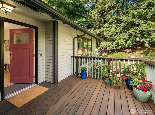 10801 SW 238th Street, Vashon, WA 98070
