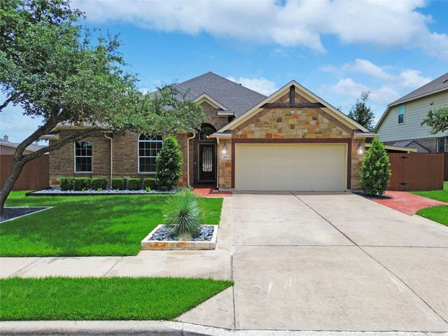 201 Arrezo LN, Georgetown, TX 78628