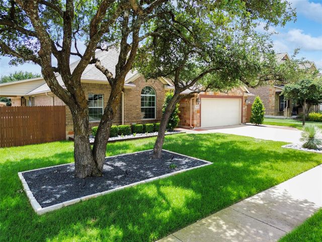 201 Arrezo LN, Georgetown, TX 78628