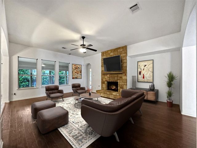 201 Arrezo LN, Georgetown, TX 78628